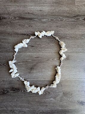Hawaiian Shell Necklace Lei Seashell Mermaidcore Beachy 22" long